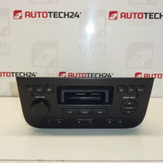 Radio samochodowe z CD Peugeot 406 9636704880 9643180280