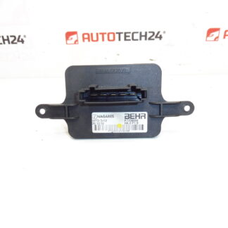 Peugeot 3008 5008 moduł sterujący wentylatora nagrzewnicy P7708004 6441CQ